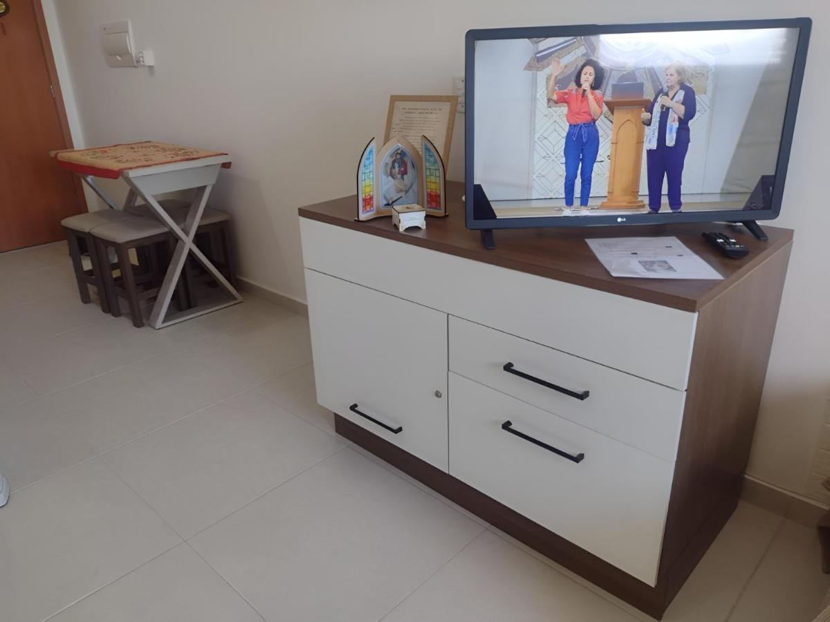 Apto Com Garagem E Wi-fi A 4 Minutos Da Cancao Nova *