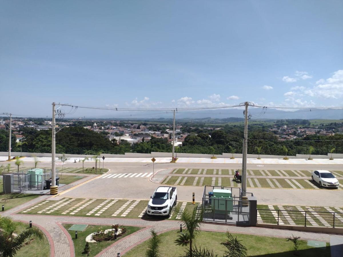 Apto Com Garagem E Wi-fi A 4 Minutos Da Cancao Nova * Cachoeira Paulista